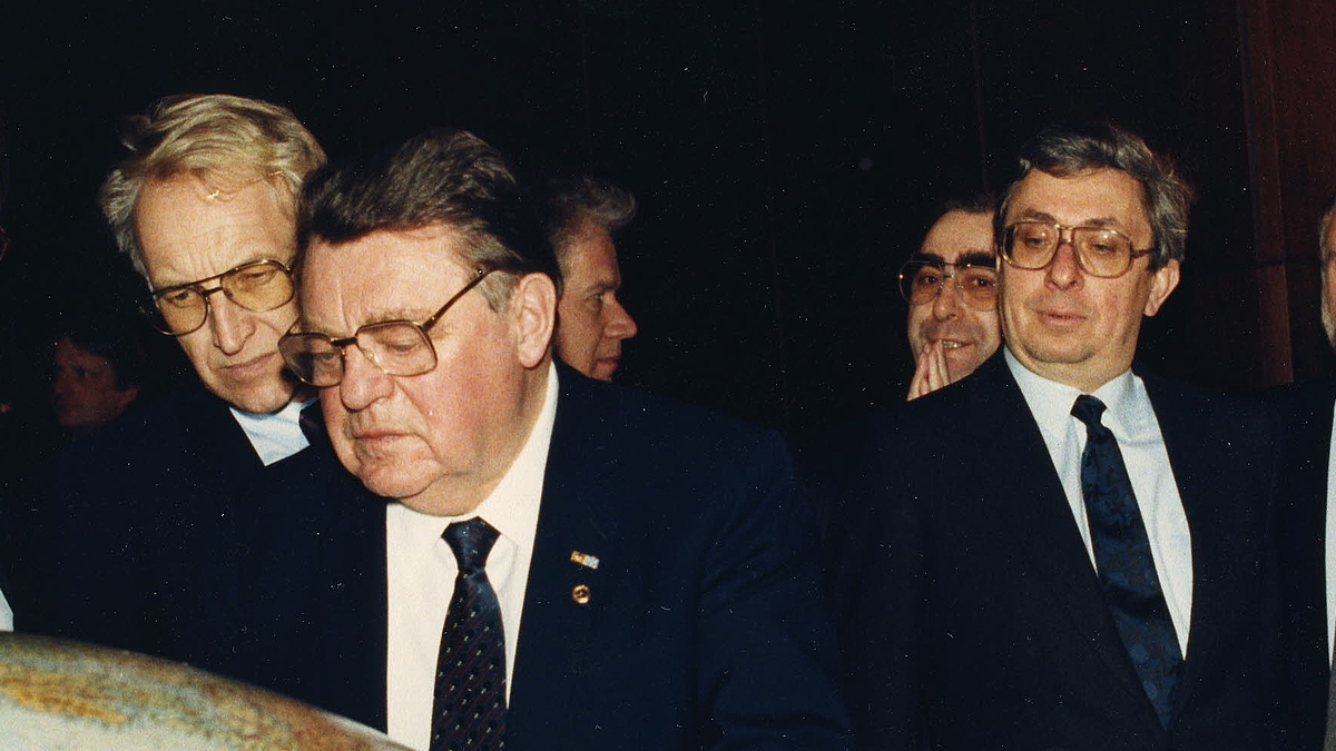 Wilfried Scharnagl und Edmund Stoiber mit Franz Josef Strauß zu Besuch in der Sowjetunion 1987
