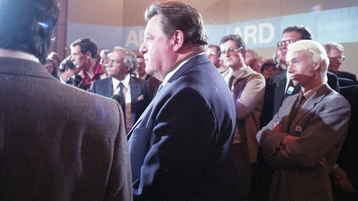 In Erwartung des Wahlergebnisses: Wahlparty im Bayerischen Landtag, Landtagswahl 1982