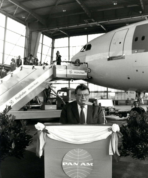 Übergabe des A310 an die Fluggesellschaft PAN AM 1985
