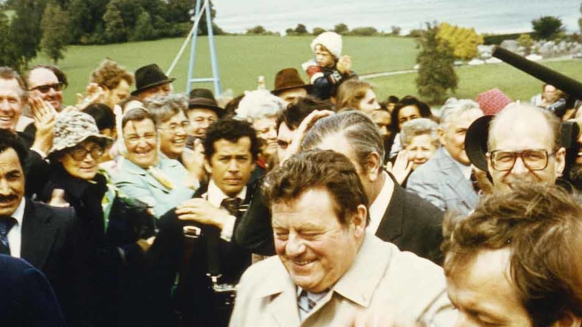 Franz Josef Strauß bei den Feierlichkeiten am Lago Llanquihue zur 125. Jahrfeier der deutschen Einwanderung nach Chile im November 1977