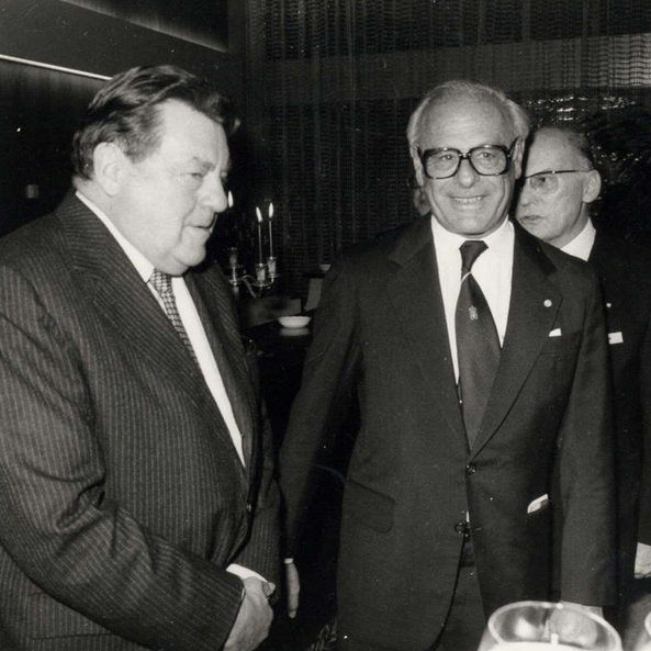 Im Gespräch mit dem Präsidenten der Industrie- und Handelskammer für München und Oberbayern Rolf Rodenstock 1979
