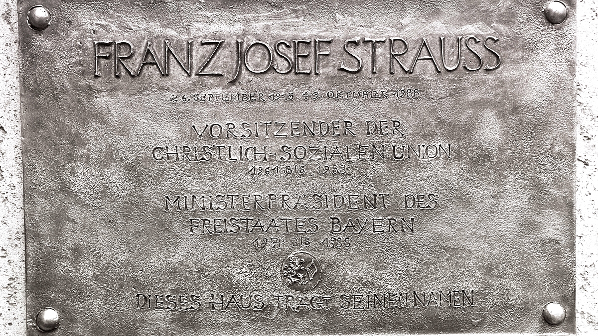 Gedenktafel am Franz Josef Strauß-Haus